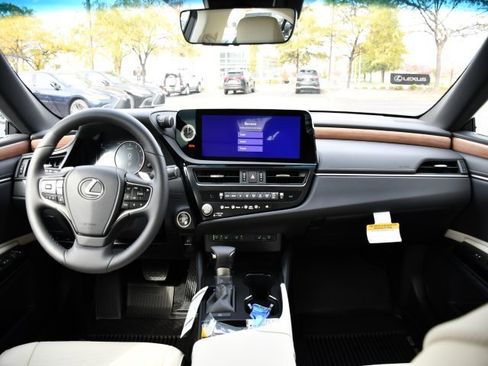 New 2025 Lexus ES 350 w/ Premium Package image 20