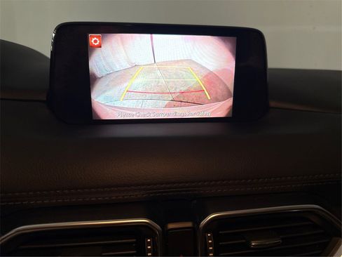 Used 2018 MAZDA CX-5 Touring image 32