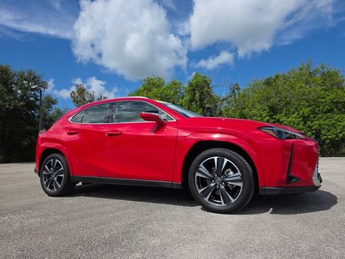 Used 2025 Lexus UX 300h FWD w/ Accessory Package (Z1) image 1