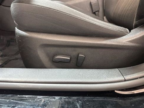 Used 2024 Nissan Altima 2.5 SV FWD image 18