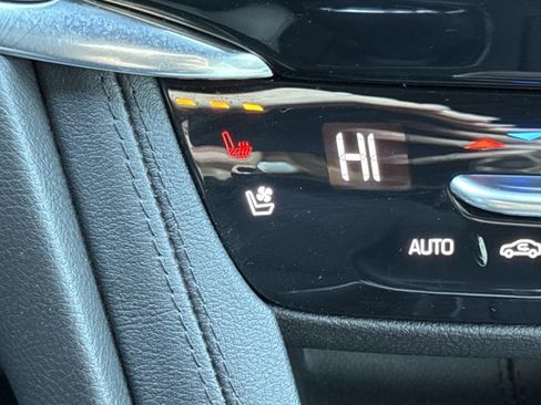 Used 2021 Cadillac XT6 Sport image 22