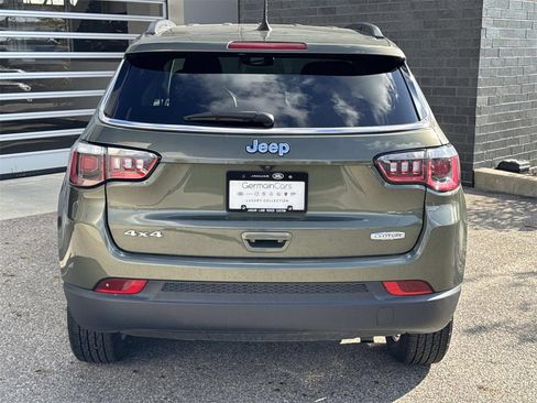Used 2019 Jeep Compass Latitude image 5