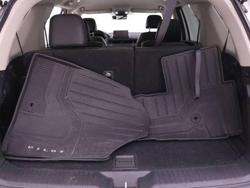 Certified 2024 Honda Pilot EX-L image 16