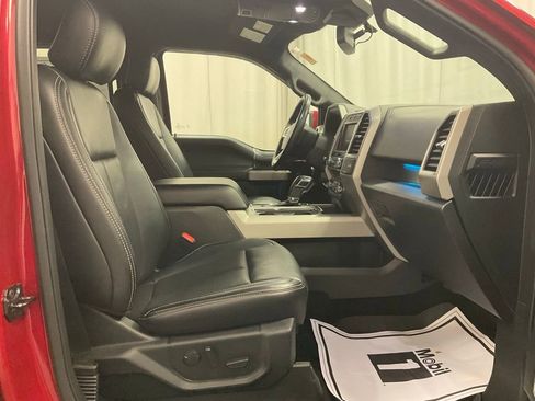 Used 2020 Ford F150 Lariat image 28