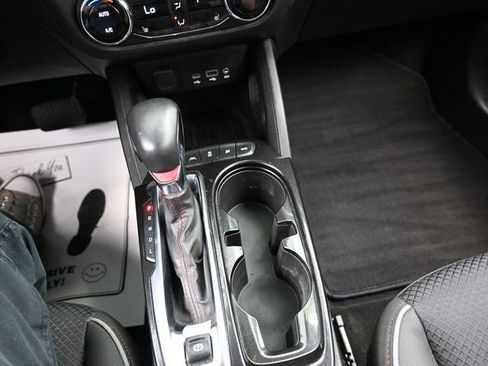 Used 2023 Chevrolet TrailBlazer RS w/ Convenience Package AWD/4WD image 11