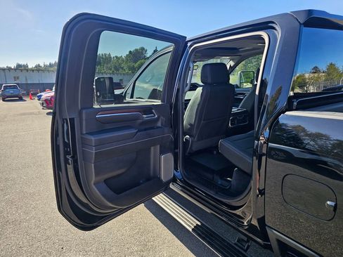 Used 2025 GMC Sierra 3500 Denali w/ Denali Reserve Package AWD/4WD image 23