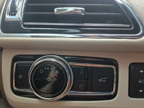 Used 2021 Lincoln Navigator Reserve w/ Luxury Package RWD image 15