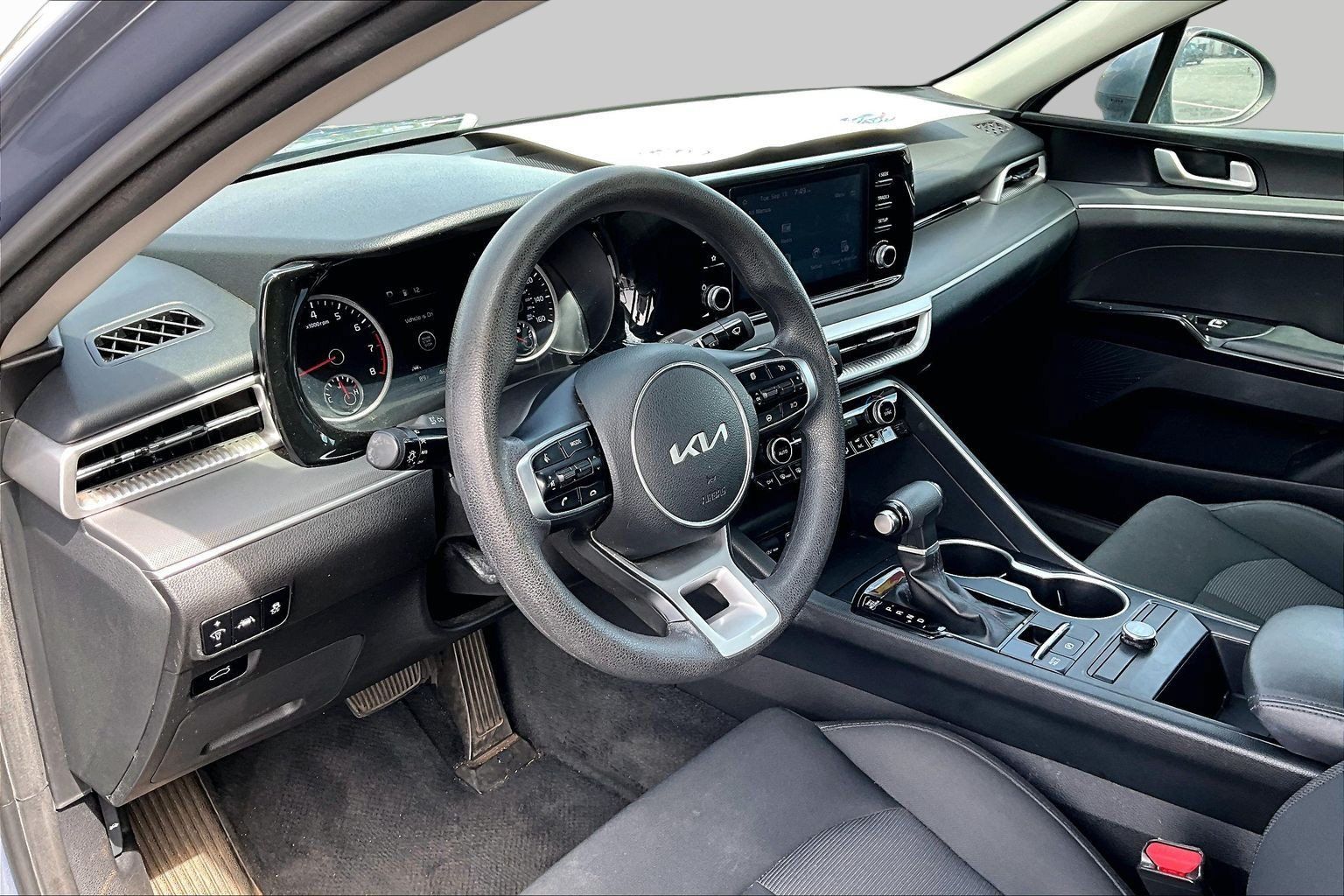 Used 2022 Kia K5 LXS FWD image 12