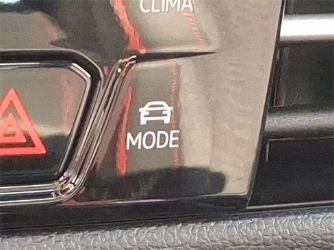 New 2025 Volkswagen Golf SE image 21