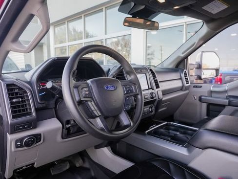 Used 2021 Ford F250 XLT w/ XLT Premium Package AWD/4WD image 29