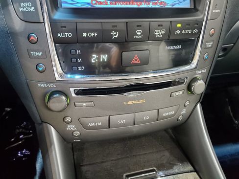Used 2012 Lexus IS 350C w/ Luxury Pkg RWD image 28