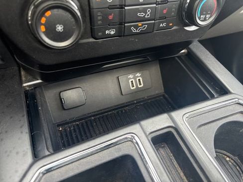 Used 2016 Ford F150 XLT w/ Equipment Group 302A Luxury AWD/4WD image 30