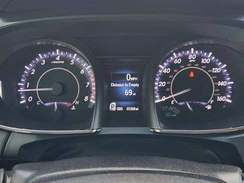 Used 2016 Toyota Avalon Touring image 15