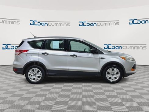 Used 2016 Ford Escape S FWD image 9