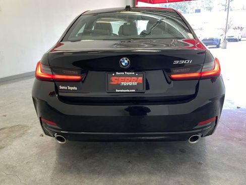 Used 2025 BMW 330i Sedan image 4