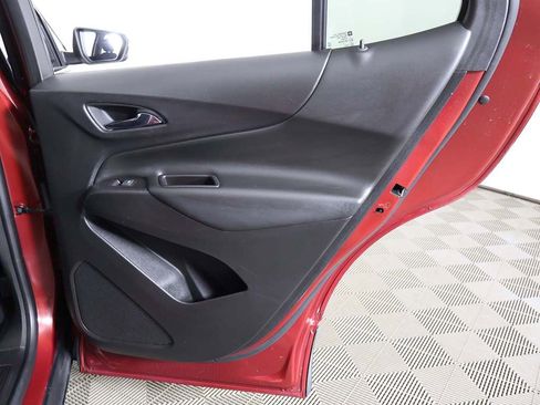 Used 2019 Chevrolet Equinox LT image 25