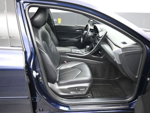 Used 2022 Toyota Avalon XLE w/ Moonroof Package FWD image 41