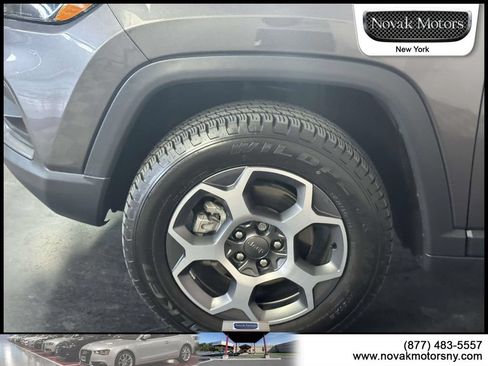 Used 2022 Jeep Compass Trailhawk w/ Trailhawk Elite Group AWD/4WD image 5