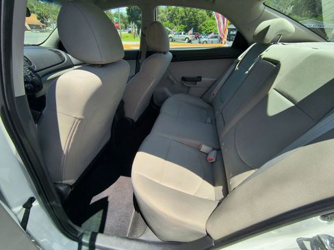 Used 2012 Kia Forte LX image 12