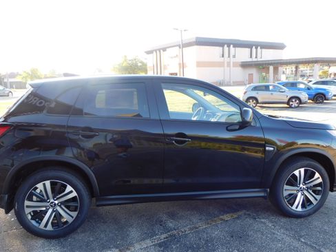 New 2025 Mitsubishi Outlander Sport ES image 5