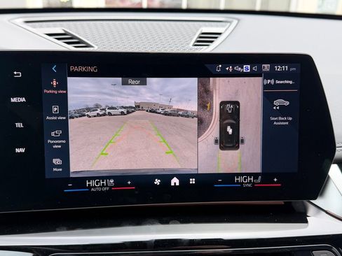 New 2026 BMW X1 xDrive28i w/ Technology Package AWD/4WD image 32