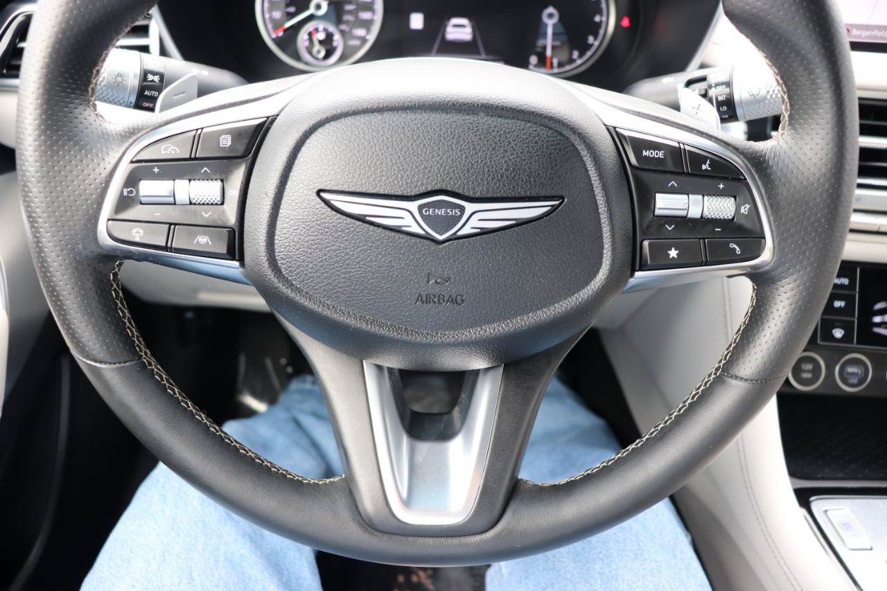 Used 2025 Genesis G70 2.5T AWD/4WD image 27