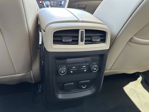 Used 2020 Buick Envision Essence w/ Experience Buick Package image 17