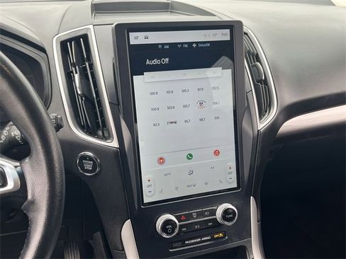 Used 2023 Ford Edge SEL image 24