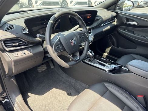 Certified 2024 Buick Envista Sport Touring w/ Convenience I Package FWD image 10