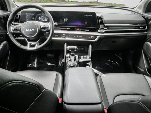 Used 2024 Kia Sportage EX FWD image 28