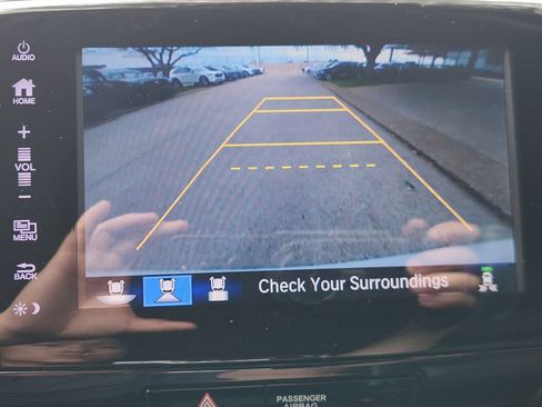 Used 2017 Honda Pilot Elite image 18