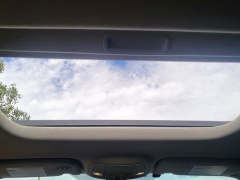 Used 2020 Ford Fusion Energi Titanium image 38