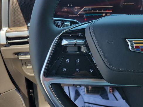 New 2026 Cadillac Escalade ESV Platinum Sport w/ LPO, ONYX Package image 29