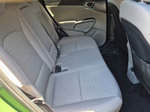 Used 2023 Kia Soul EX image 19