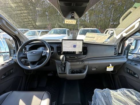 New 2026 Ford Transit 250 Low Roof RWD image 21