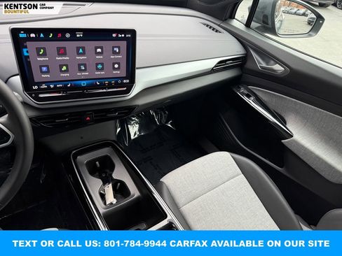 Used 2025 Volkswagen ID.4 Pro image 21