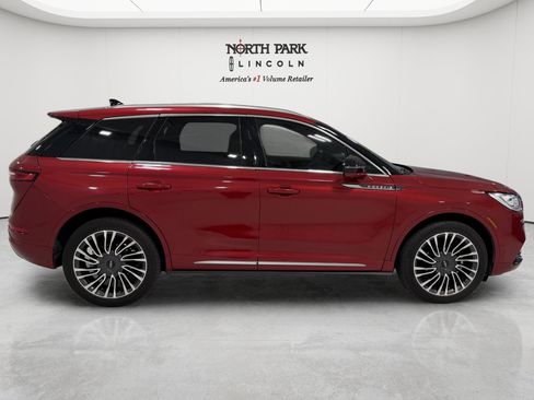 Used 2021 Lincoln Corsair Reserve w/ Equipment Group 201A AWD/4WD image 6