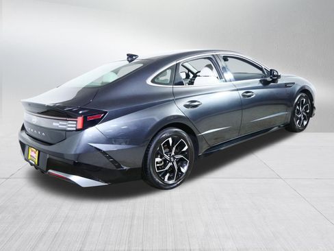 Used 2025 Hyundai Sonata SEL FWD image 7