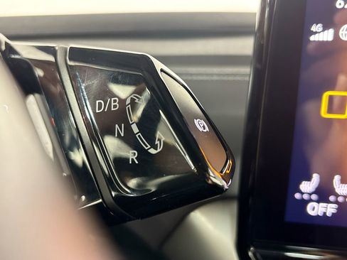 Certified 2023 Volkswagen ID.4 Pro S image 18