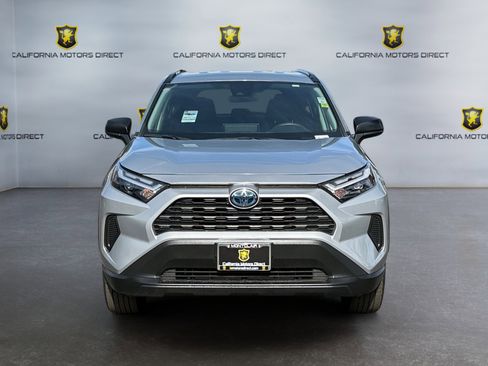 Used 2024 Toyota RAV4 LE image 8