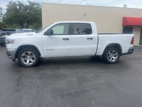 Used 2026 RAM 1500 Big Horn AWD/4WD image 2
