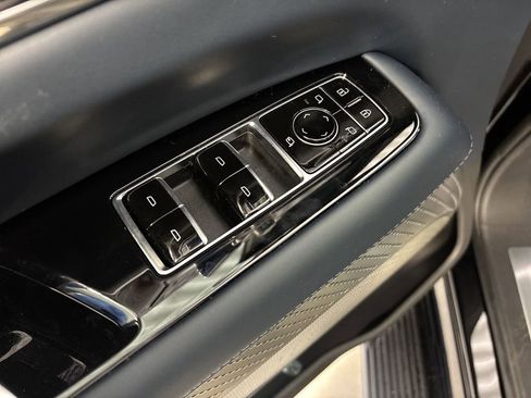 New 2025 Cadillac Escalade IQ Sport 2 w/ LPO, ONYX Package image 27