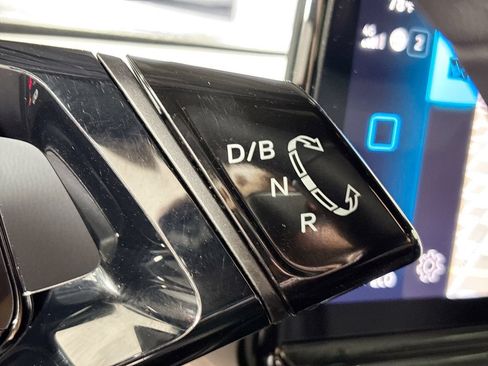 Used 2023 Volkswagen ID.4 Pro S AWD/4WD image 19
