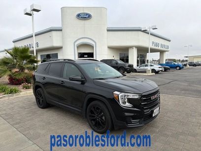 Used 2022 GMC Terrain SLE w/ Driver Convenience Package
