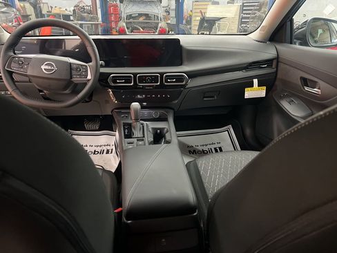 New 2026 Nissan Sentra SV w/ SV Convenience Package FWD image 34
