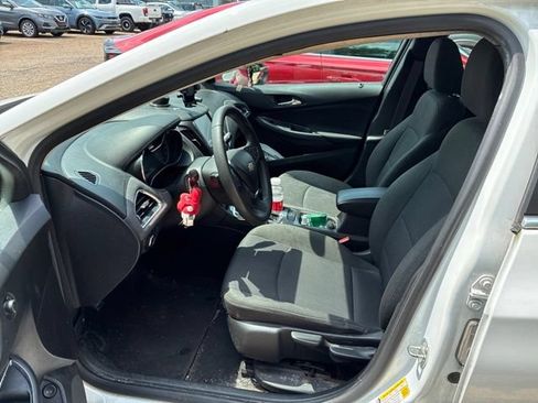 Used 2017 Chevrolet Cruze LT FWD image 5