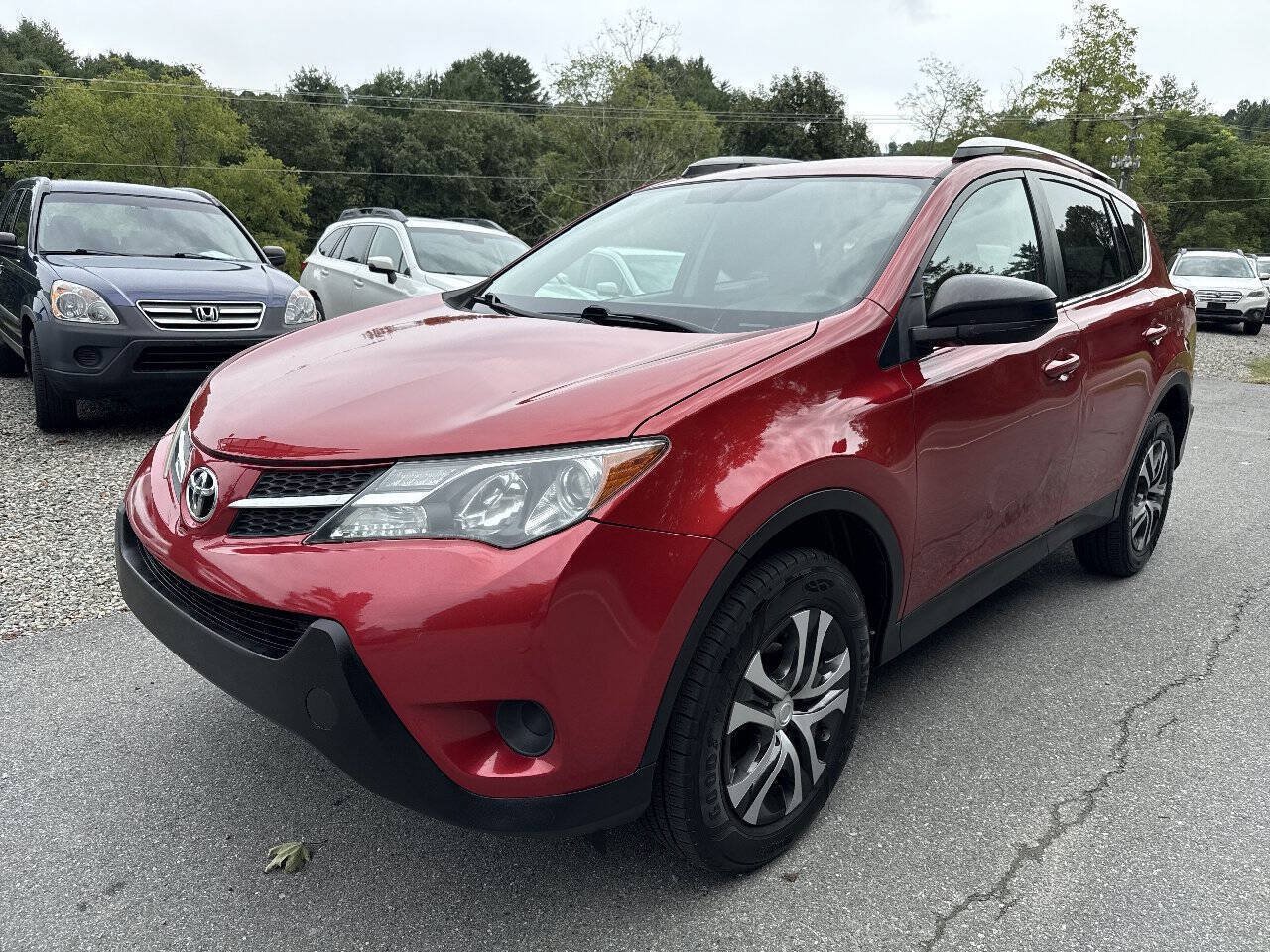 Used 2014 Toyota RAV4 LE AWD/4WD image 3