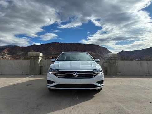Used 2021 Volkswagen Jetta SE image 5