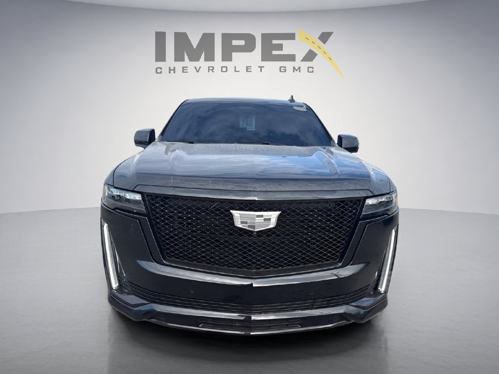 Used 2023 Cadillac Escalade ESV Sport w/ LPO, ONYX Package AWD/4WD image 8