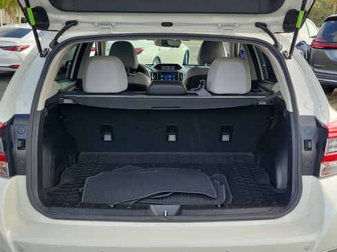 Certified 2022 Subaru Crosstrek 2.5i Limited w/ Moonroof Package 1 AWD/4WD image 12